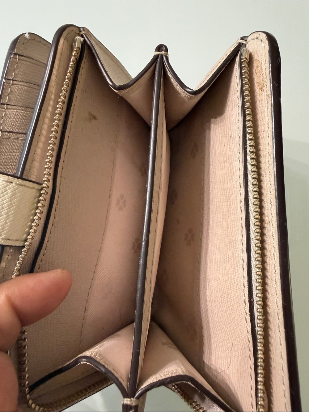kate spade Two-Tone Cream & Brown Saffiano Zip Wallet - Picture 6 of 7